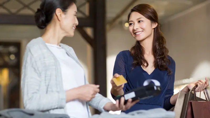 Benefits of Premium Credit Cards and Who They Are Suitable For