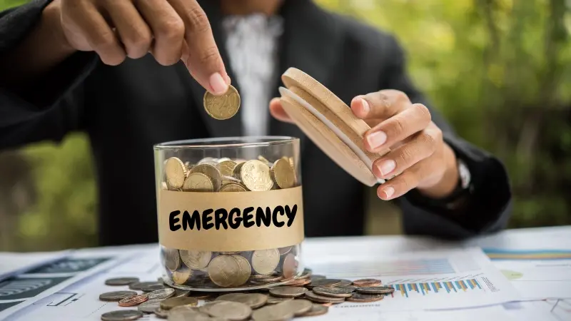 Money Market Mutual Funds: A Safe Choice for Emergency Funds